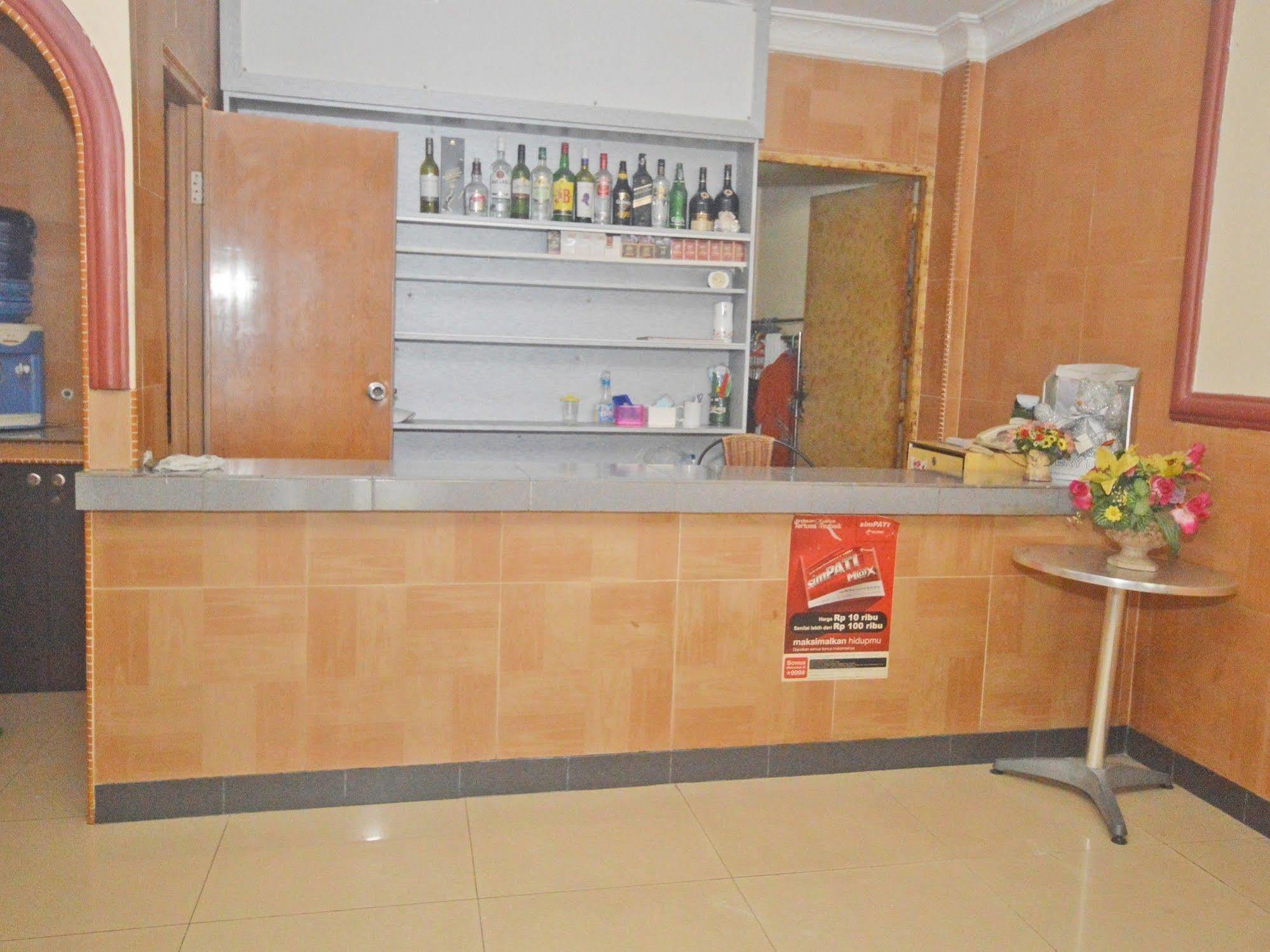 Nida Rooms Nagoya Business Center Batam Bagian luar foto